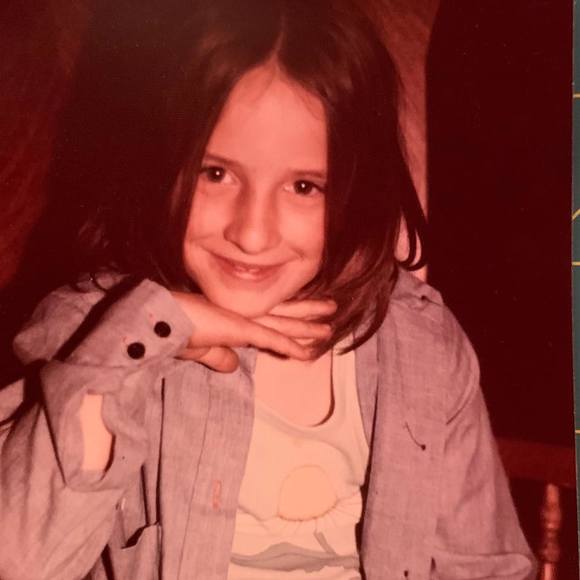 Meet your Posher, Kary - Picture 1 of 1